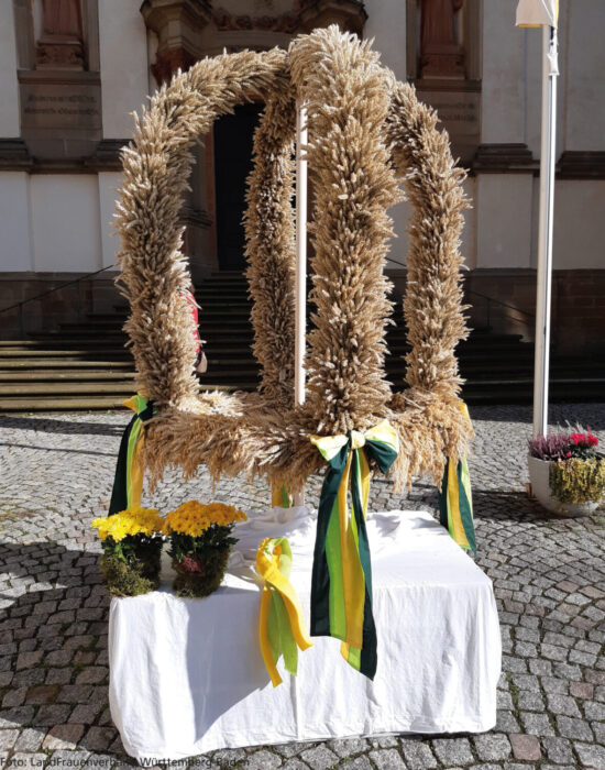 Erntekrone für das Bundespräsidialamt