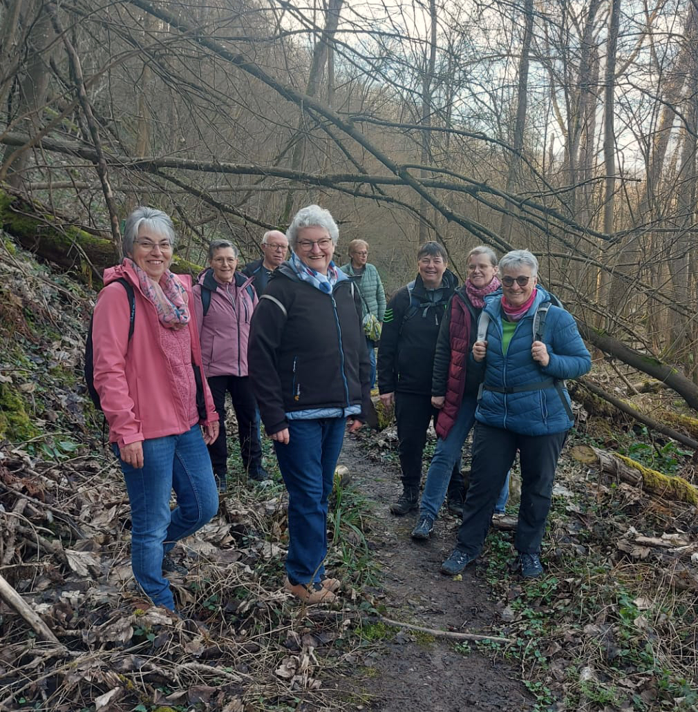 Wandergruppe im Kaywald Foto Monika Sebold